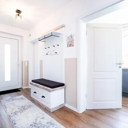 Sunseeker House No 1 *