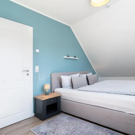 Sunseeker House No 1 *