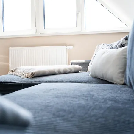 Sunseeker House No 1