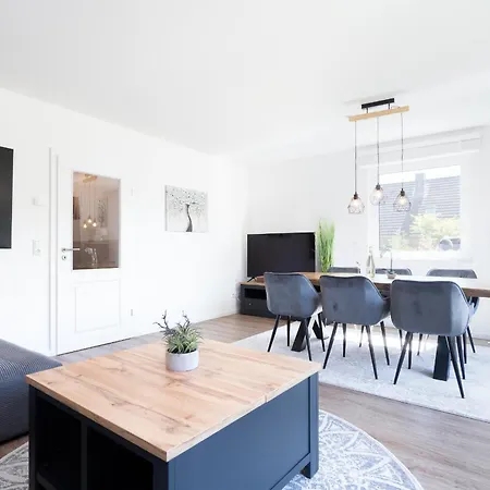 Sunseeker House No 1 *